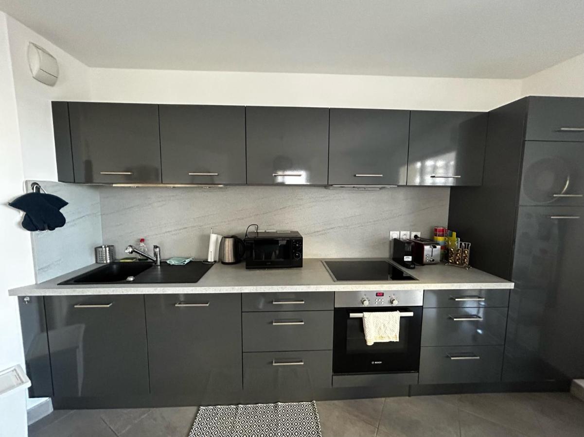 Appartement Cosy - Port Marianne - Garage Sous Sol มงต์เปอลิเยร์ ภายนอก รูปภาพ