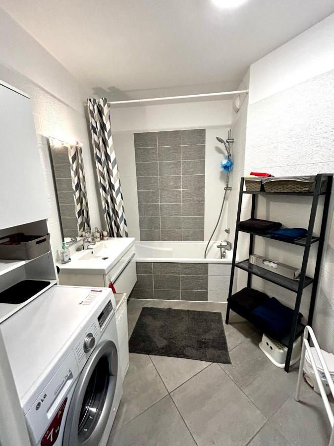 Appartement Cosy - Port Marianne - Garage Sous Sol มงต์เปอลิเยร์ ภายนอก รูปภาพ